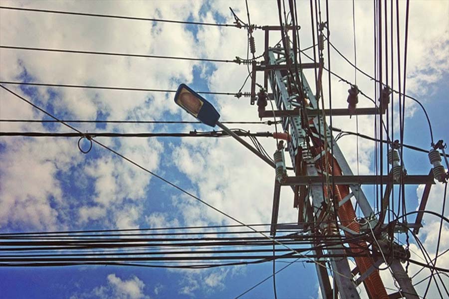 Nepal starts selling electricity at 600 Mega Watt per hour to India