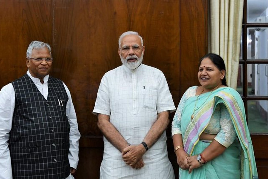 PM condoles passing away of MP and former Minister Shri Rattan Lal Kataria