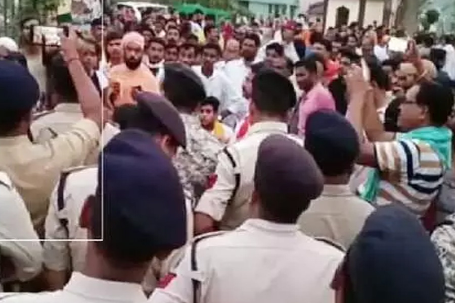 Announcement of Ratanpur bandh today, additional police force deployed there