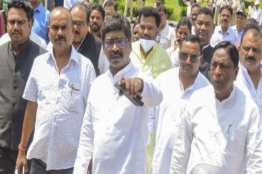 Jharkhand CM Hemant Soren Faces Protest In Odisha’s Mayurbhanj