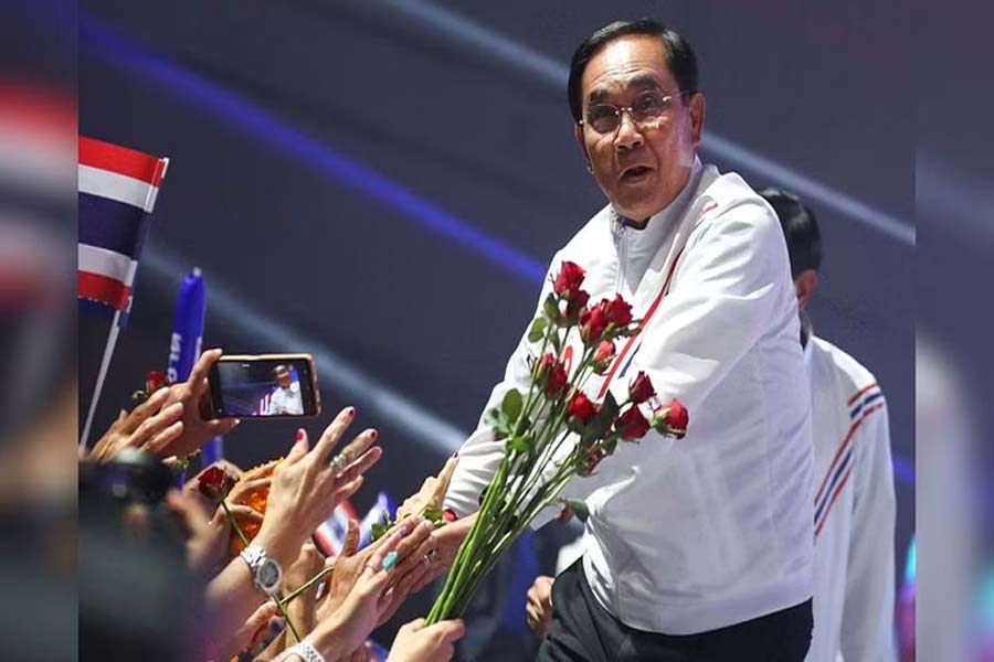 Thai candidates parade through Bangkok before Sunday vote