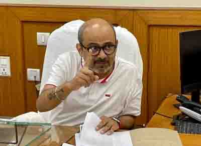AAP accuses Congress of not supporting Delhi ordinance row