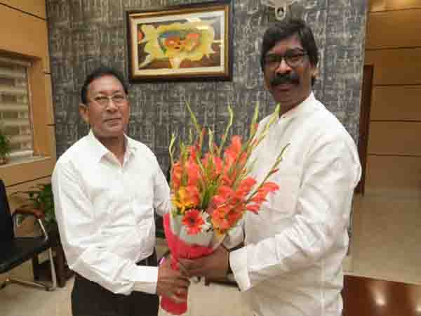 President Draupadi Murmu’s brother met CM Hemant Soren