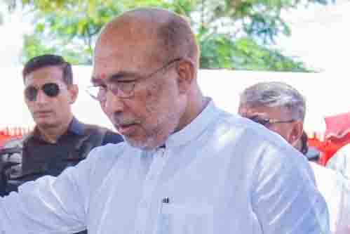Tremendous drama in Imphal amid speculations of Manipur CM’s resignation