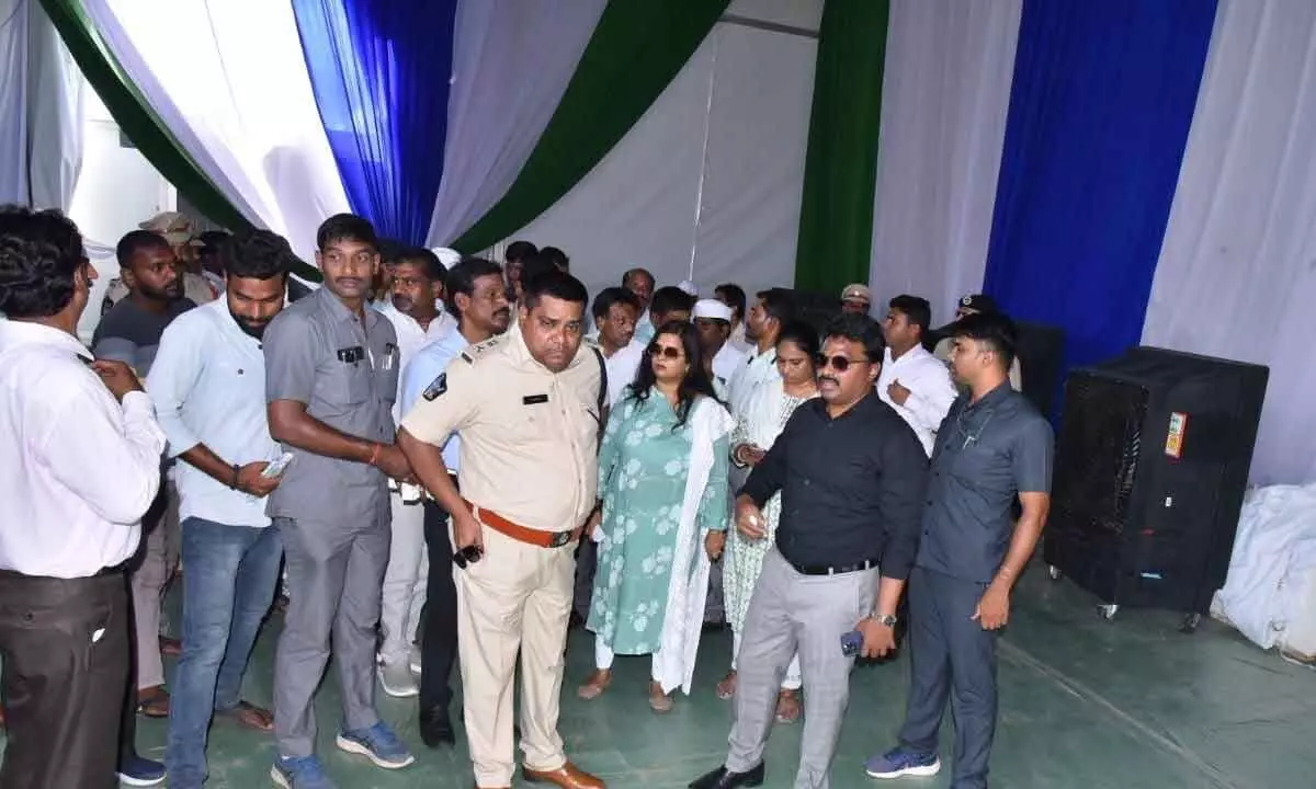 Chief Minister Jagan will distribute Tidco houses today