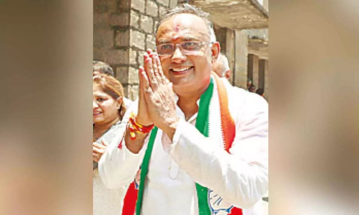 State to review handing over of government properties to RSS, Sangh Parivar