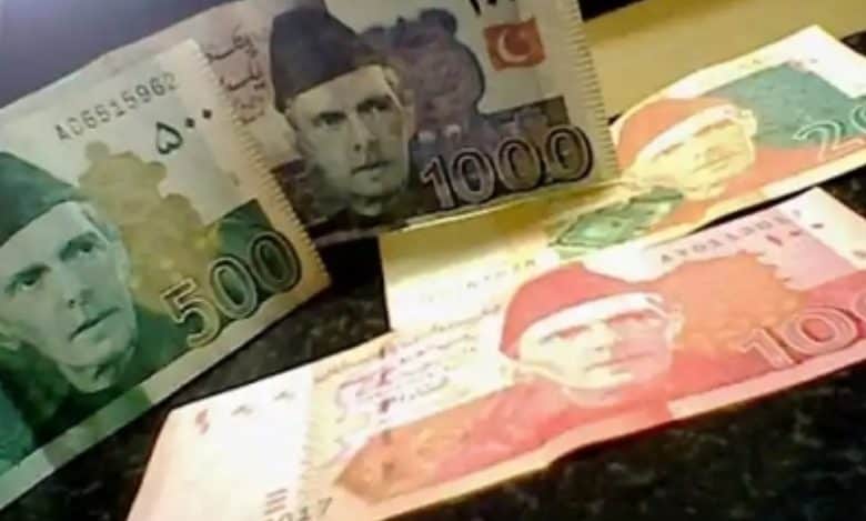 Pakistan unlikely to devalue rupee as pressure has eased