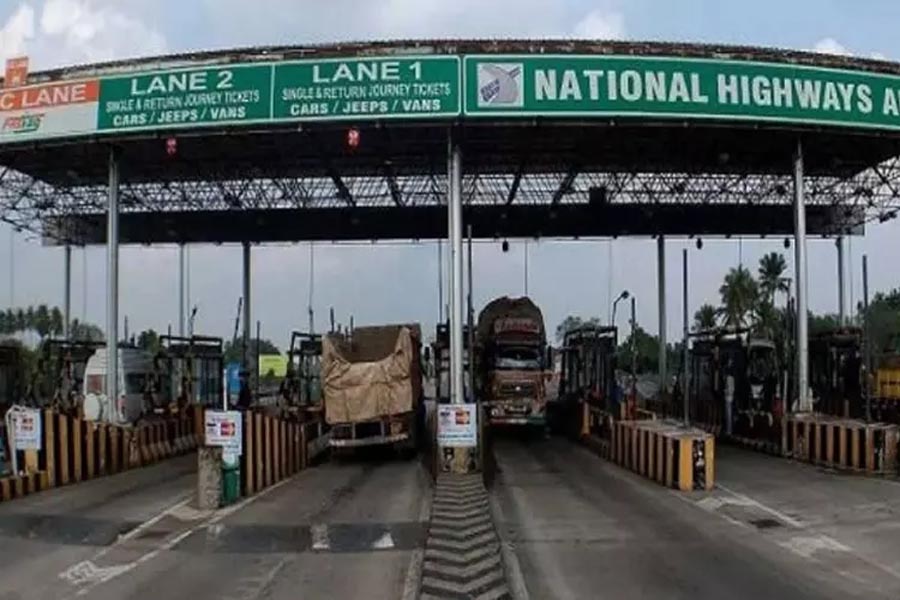 OMR residents urge Stalin to close Navalur toll plaza