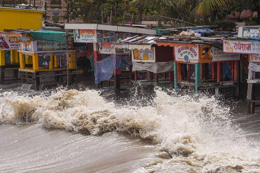 Cyclone Biparjoy makes landfall near Jakhau Port in Kutch