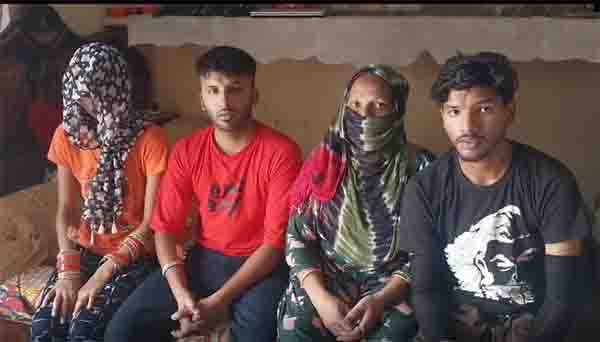 खून के रिश्ते तार-तार हुए, पिता ने बेटे और बहू पर फेंका तेजाब