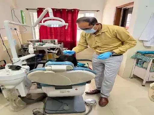 Get false teeth fitted for free, this facility is available in government hospital