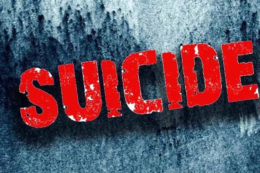 Police constable committed suicide by hanging