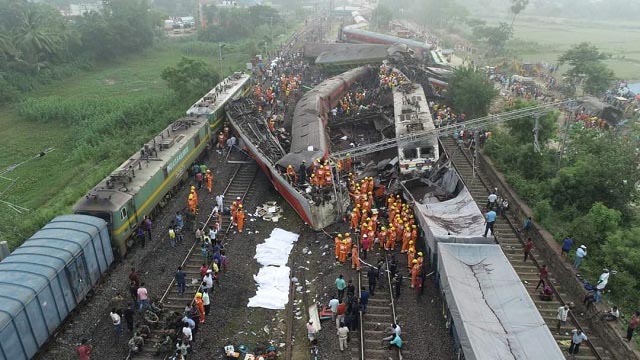 Foul smell at Odisha train accident site was from rotten eggs!