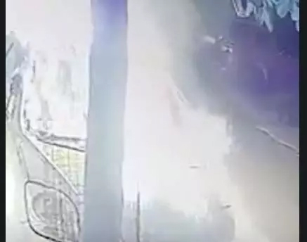 Two people set a parked car on fire, the incident was captured in CCTV