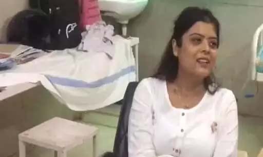 Female doctor misbehaved with pregnant woman, accused of driving her away from hospital