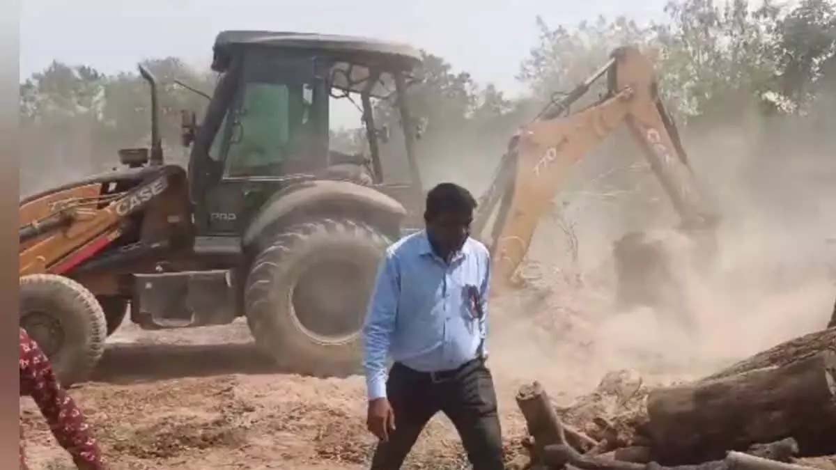Sarpanch’s husband made the life of the poor family inauspicious, broke the house with JCB