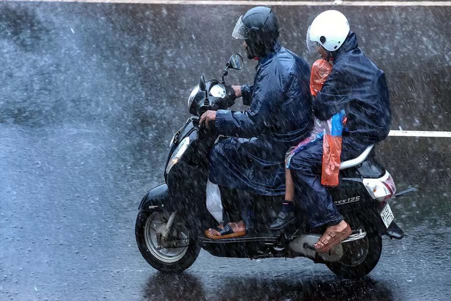 Monsoon Arrives In Delhi 2 Days Early, Brings Mercury Down To 29 Degrees Celsius