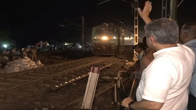 Balasore: Train movement resumes after 51 hrs of Coromandel Express accident