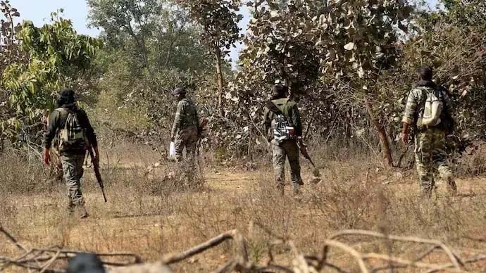 Women Maoists killed, DRG and BSF took major action in Kanker
