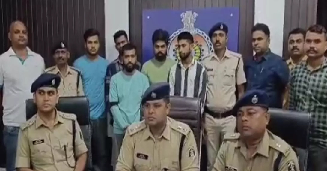 Police raid in Fauji Nagar, 6 bookies arrested