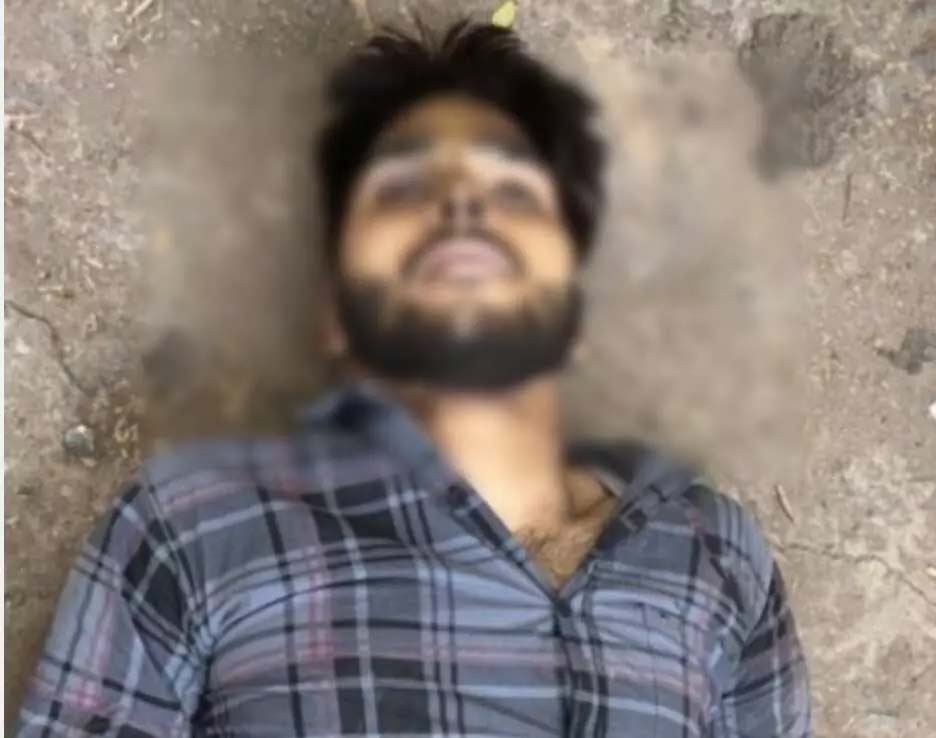 Dead body thrown from moving car, fear of murder