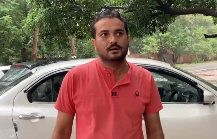 Video made with fake pistol, police reprimanded the youth