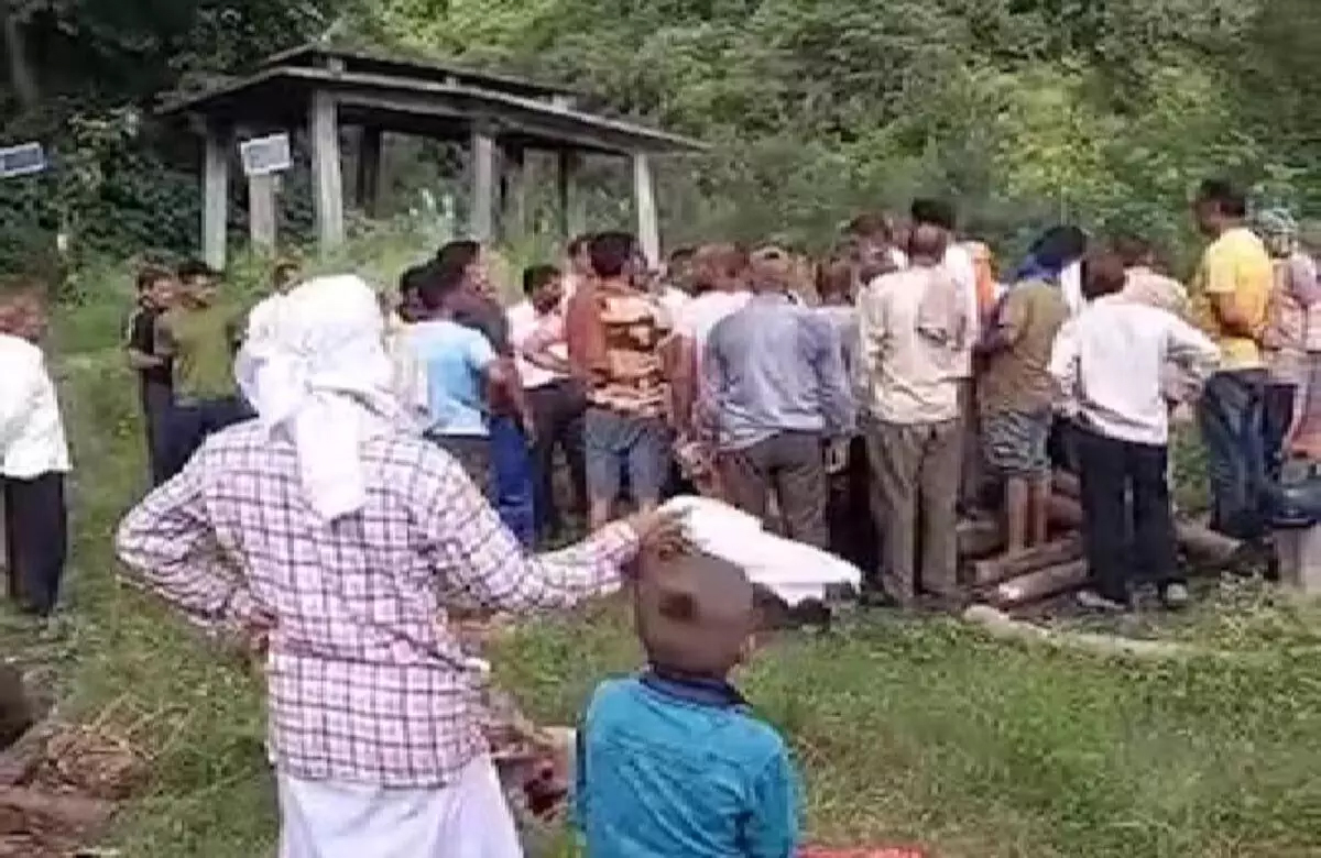 Controversy over the burial of the dead body, the deceased had converted