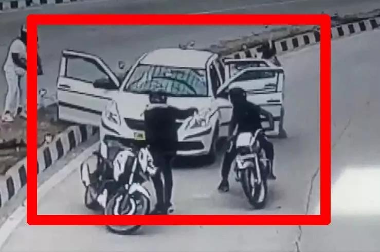Delhi Police arrested seven accused in robbery case