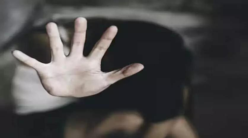 Gang rape 100 meters away from home, widow woman found in this condition