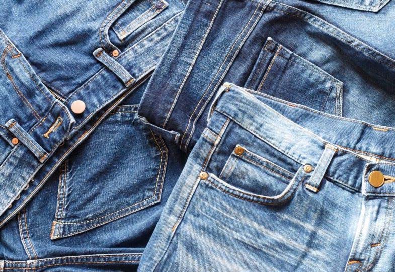 Education Department banned wearing jeans and T-shirts at the workplace, then in Begusarai the wife was killed in love with her son.