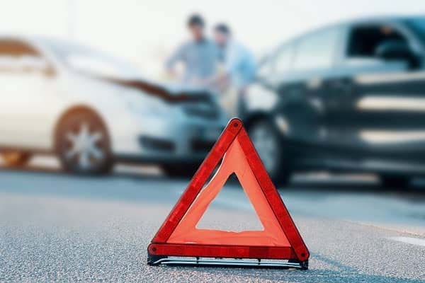 Policeman dies due to trailer collision