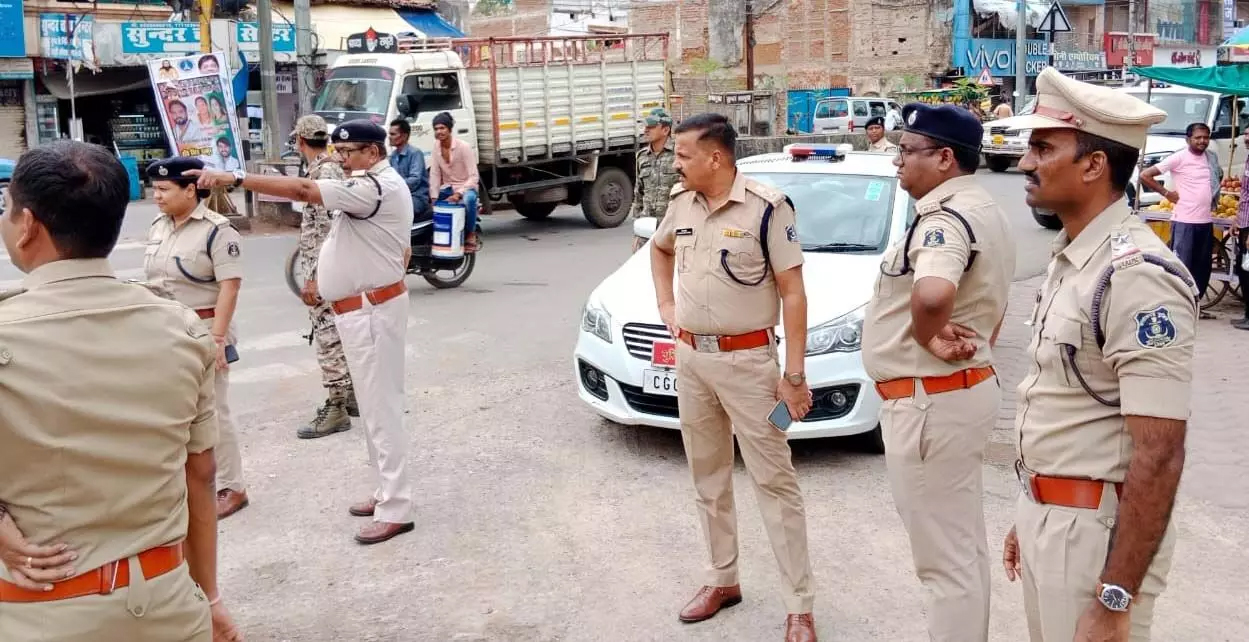 Mahasamund SP inspected the traffic system and police station