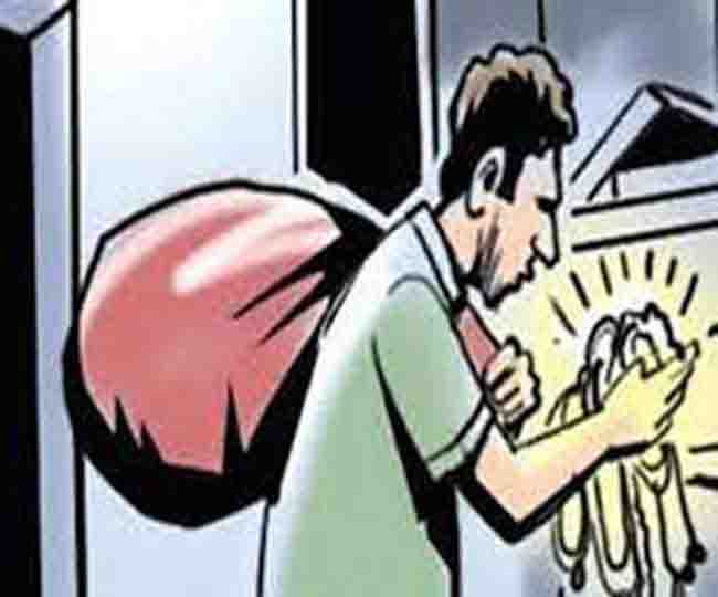20 lakh stolen in businessman’s shop
