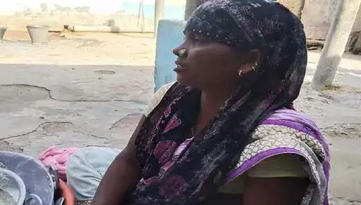 Vicious women flew away with gold mangalsutra, cheated by luring commission