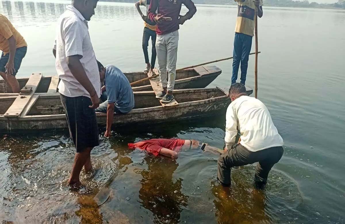 Dead body found in Mahanadi, written in hand…Vidya Maa