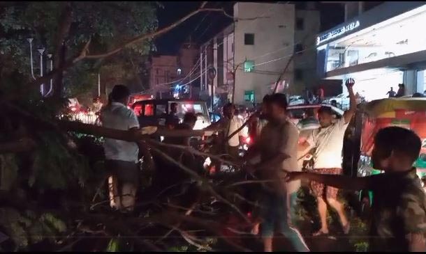 Odisha: Twin city heaves a sigh of relief after temperature drops in evening