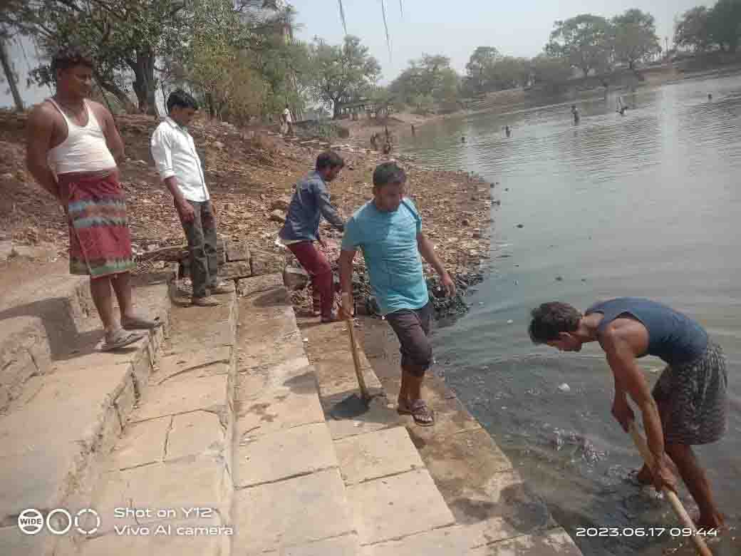 Cleaning of water sources continues in Janjgir