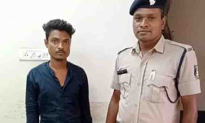 Youth arrested for selling liquor near Marwari crematorium