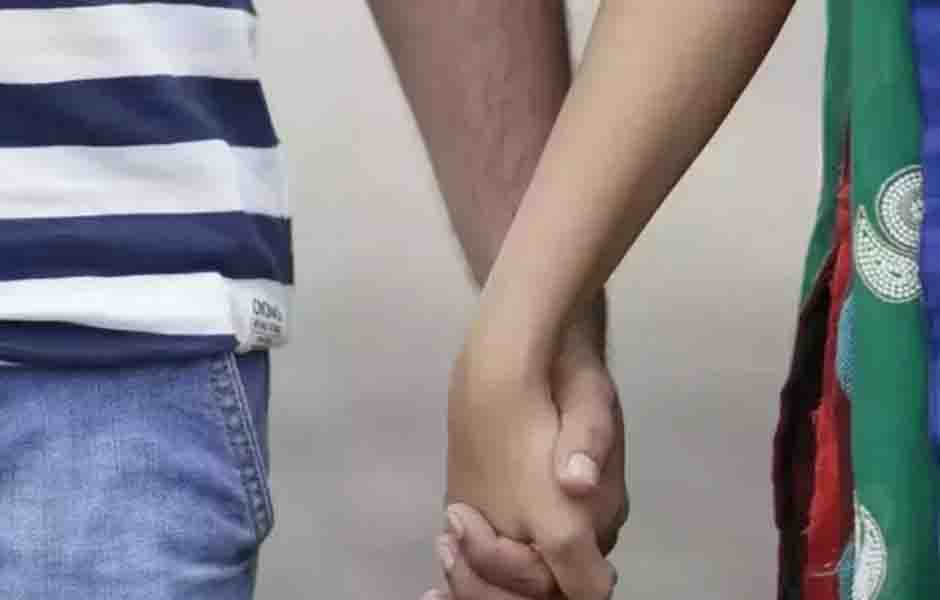 Girl absconded with boyfriend, case registered