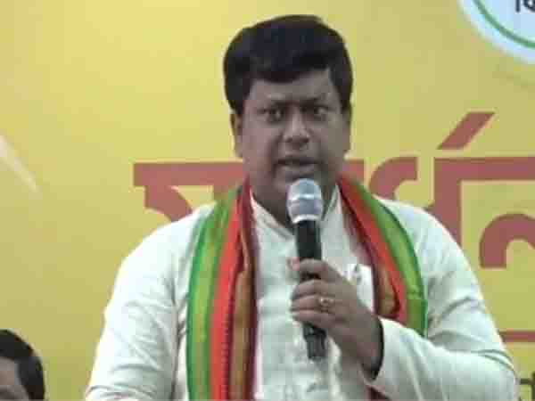 Sharad Pawar and Mamata Banerjee are two sides of the same coin: Bengal BJP President