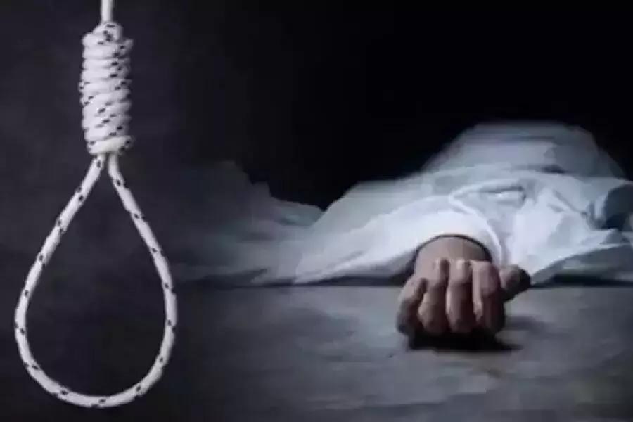 Coaching student commits suicide, creates ruckus