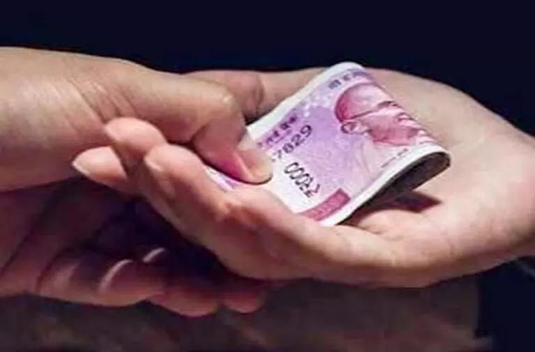 audio of patwari woman asking for bribe goes viral