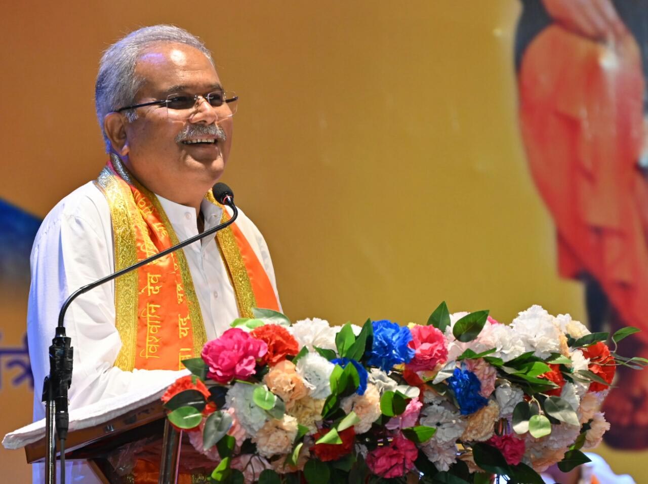 Chief Minister attended the Provincial Arya Convention and Gyan Jyoti Parv