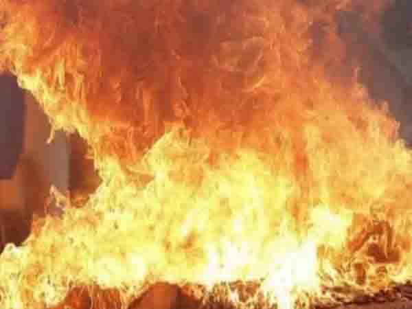 Loss of lakhs due to fire in Betul’s bakery