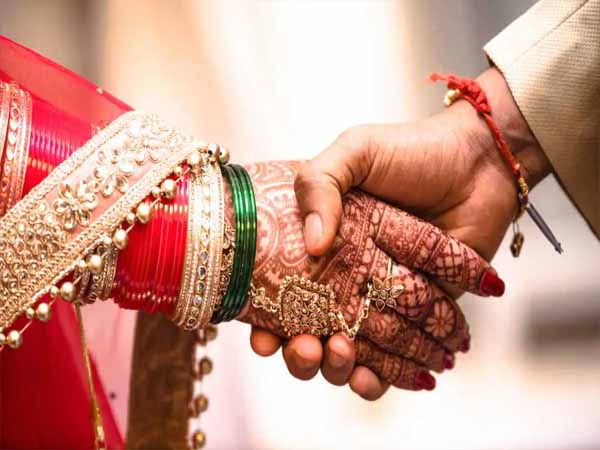 The panchayat got the lovers married, then ordered to leave the village